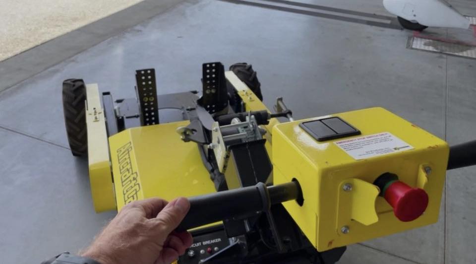 AircraftCaddy Electric Airplane Tug