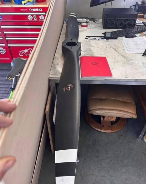 1A175 GM8244 Propeller