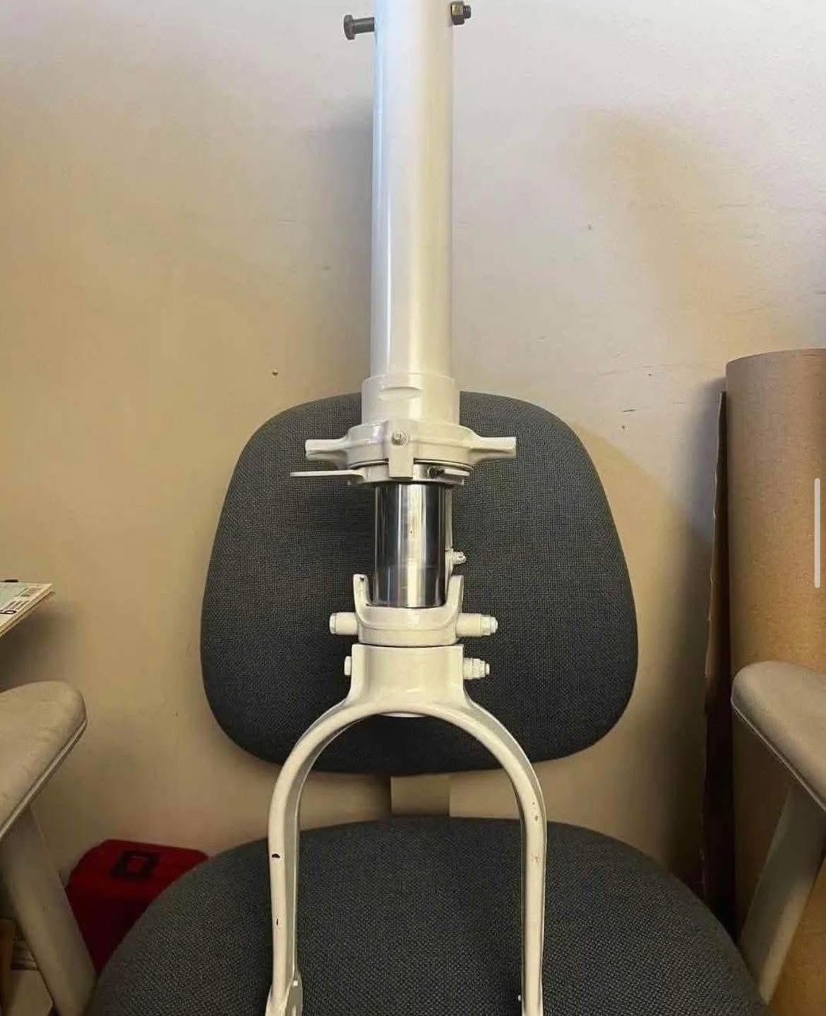 Cessna Nose Gear Strut Assembly - Image 2