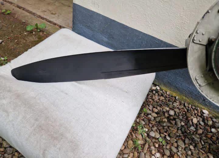 Hartzell PHC-C3YF-2LKUF LH 3-Blade Propeller – Piper Seneca II & III - Image 5