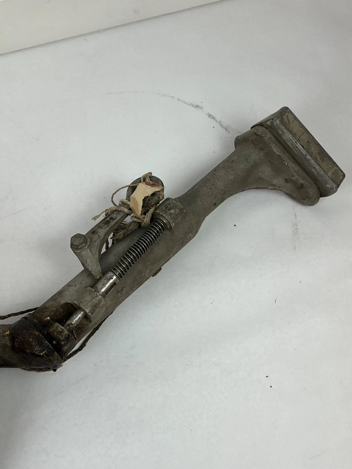 WWII Aircraft Landing Gear Strut Assembly Hayes with Goodrich 5.00-4 Tire - Image 4